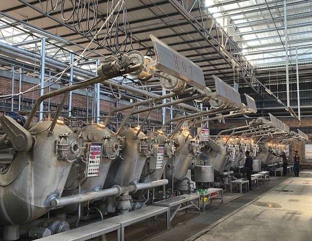 Sustainable low-impact dyeing technology